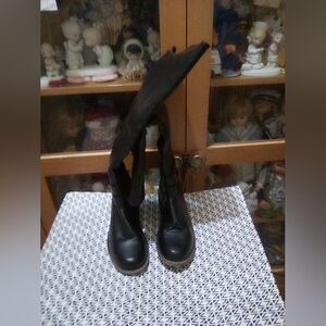 Over The Knee Boots By Shoe Dazzle